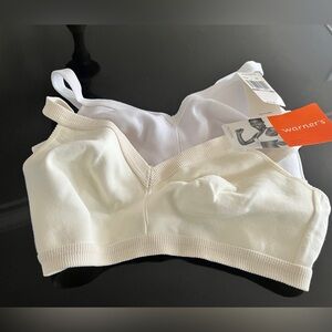 Vintage Warner's Friday’s Bra 02095 38D in ivory and White Soft Cup Bras